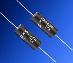 �߾������