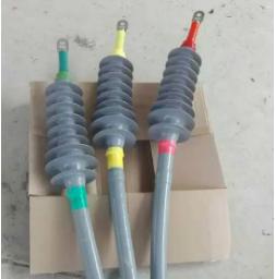 ��s��|�K���^