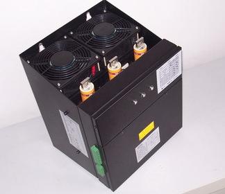 �ɿع��{����