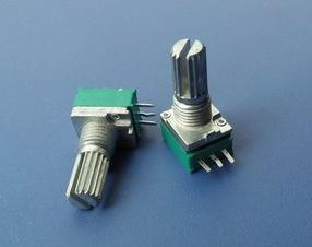 ���λ�B����