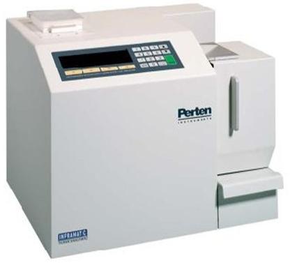 �t������x