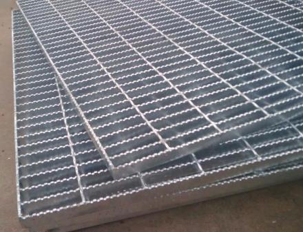 ����\䓸��