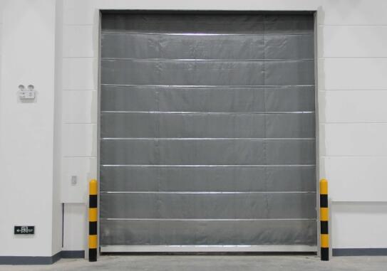 ��������T