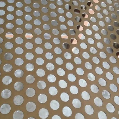 河北打孔板網(wǎng)廠家供應(yīng)景德鎮(zhèn)圓孔沖孔板萍鄉(xiāng)鍍鋅卷板沖孔網(wǎng)