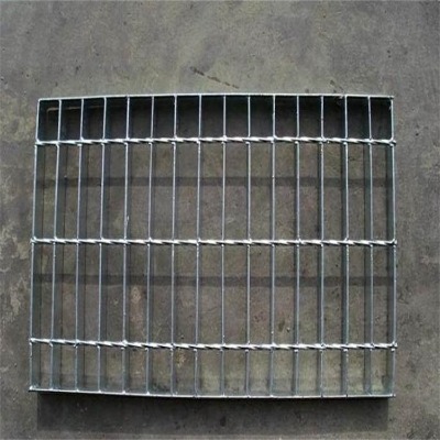 �ӱ����䓸��S�ҹ����Sʯƽ�_��̤��ʮ����X����䓸��