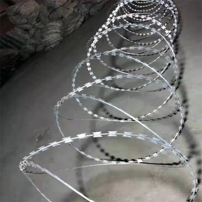 武漢鍍鋅刀片刺絲滾籠廠家枝江刀片刺絲滾籠