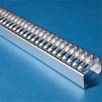 �ӱ�������S�ҹ���(y��ng)�V�|�����װ�V�ݾ���A�׾W(w��ng)