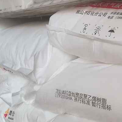 ��ʯ��ï����2010HA��ɽ��ʯ���ߘ�̖mPE