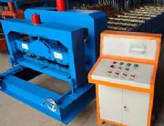 魯克牌1050琉璃瓦成型機(jī)設(shè)備