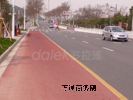 ��ɫ·�湫��܇������܇�����оG��BRT���ٹ���ϵ�y(t��ng)