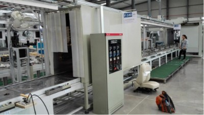 汽車內(nèi)飾件模壓成型前預(yù)熱箱,熱塑性板材預(yù)熱箱