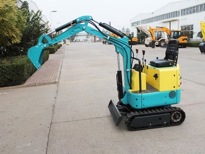 小型挖掘機(jī)廠家直銷 微型挖掘機(jī)售后無憂