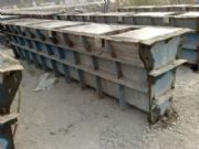 高速隔離墩鋼模具廠家報價/隔離墩鋼模具現貨供應