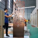 玫瑰金激光雕花不銹鋼屏風(fēng)隔斷 鏤空激光雕花不銹鋼屏風(fēng)隔斷