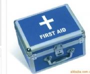 中國(guó)兒童急救箱熱銷