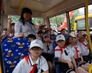 �Ơ�������С�W��У܇ ����С�W��У܇��r|���ɹ��iï��܇