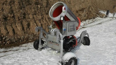 進口造雪機械 人工造雪機縮短造雪期