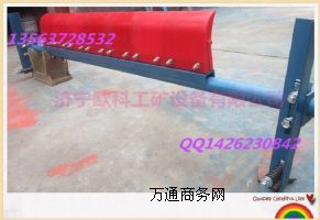 供應(yīng)整體聚氨酯刮刀清掃器