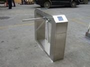 �������е��l������ͨ���l��������݁�l