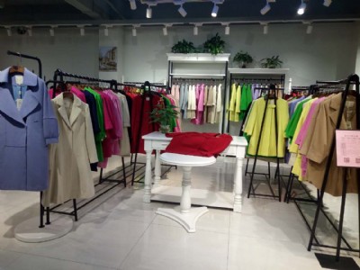 供應品牌庫存大碼正品女裝一手貨源大碼中高檔女裝批發