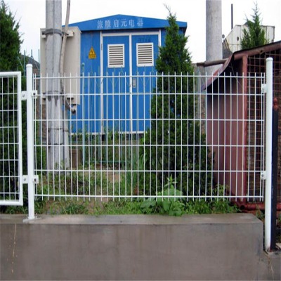 河北鋼絲隔離網廠家供應南充綠色圍欄網眉山公路防護網