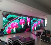 ����(y��ng)�M�rP7.62���pɫȫ��LED�@ʾ��