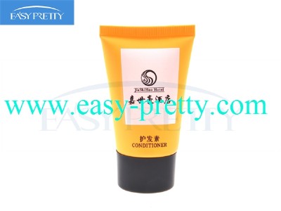 �ɶ��Ƶ�һ������Ʒ��ԡҺ�P���濡���l�N��