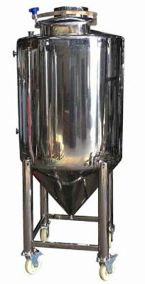 啤酒發酵罐,靜態冷卻發酵罐廠家價格