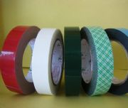 ��������ɫ�̶��z�� �����z�̶��z��